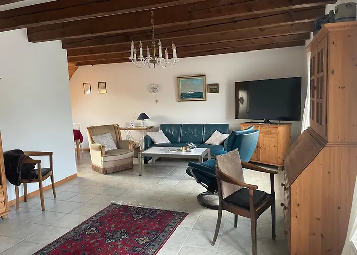 Hauszeit Kapitaenshaus Nyaraló